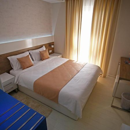 Rox Motel Modrica Luaran gambar
