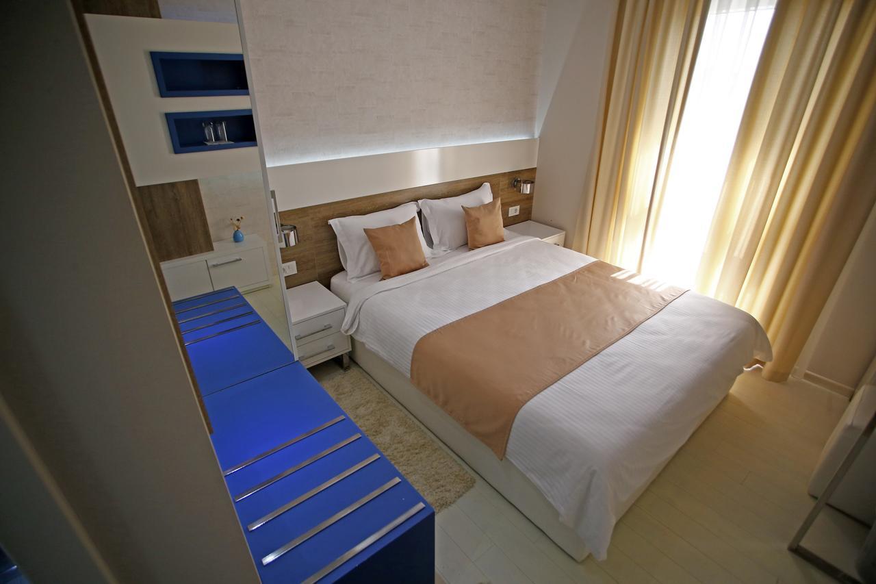 Rox Motel Modrica Luaran gambar