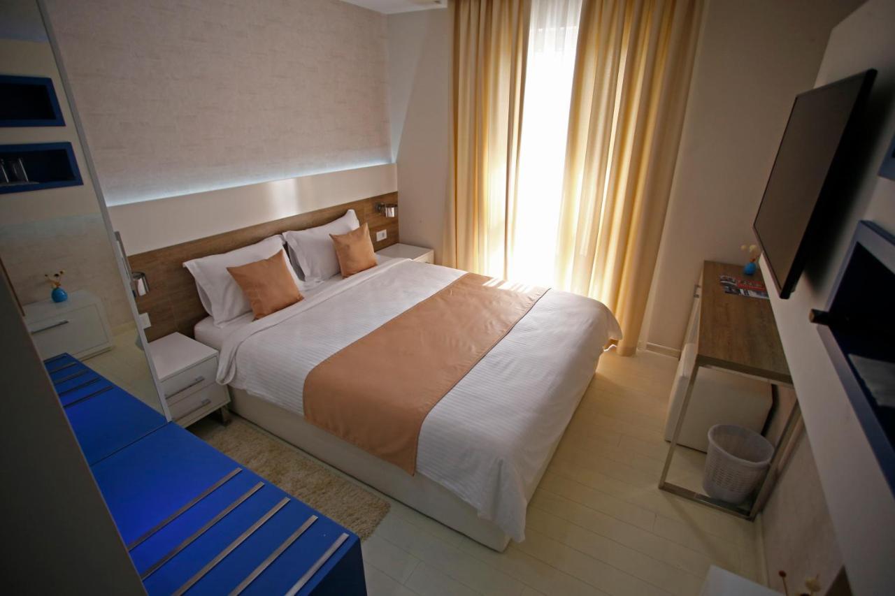 Rox Motel Modrica Luaran gambar